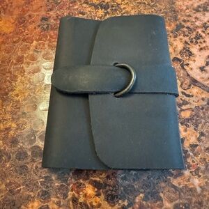 NWOT! Love41 Koroha Passport Holder in Carbon Black!